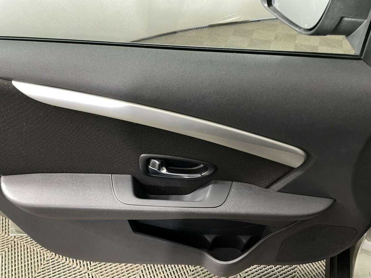 Nissan Almera б/у, 2013, Автоматическая. Фото: #7