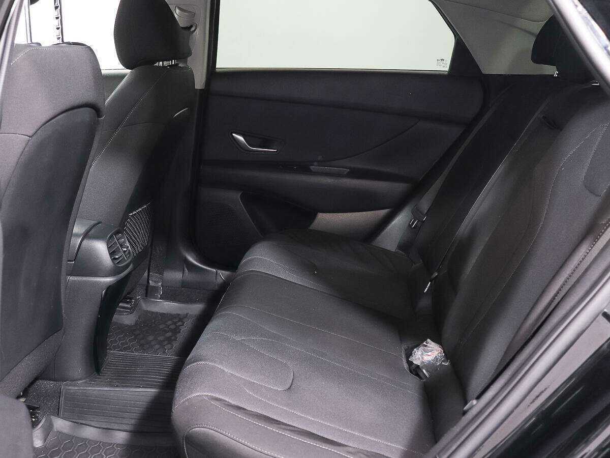 Hyundai Elantra б/у, 2021, Автоматическая. Фото: #9