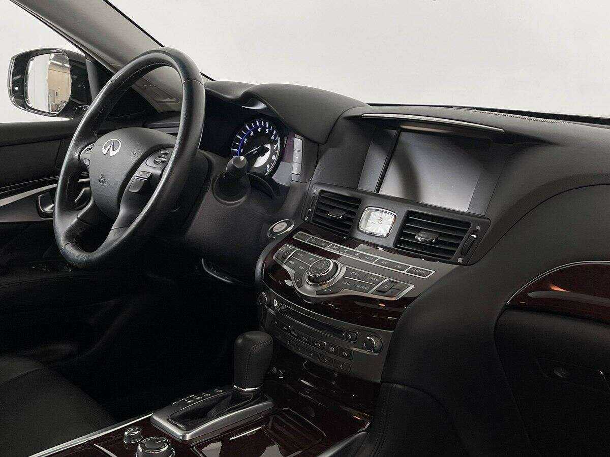 Infiniti Q70 б/у, 2016, Автоматическая. Фото: #8