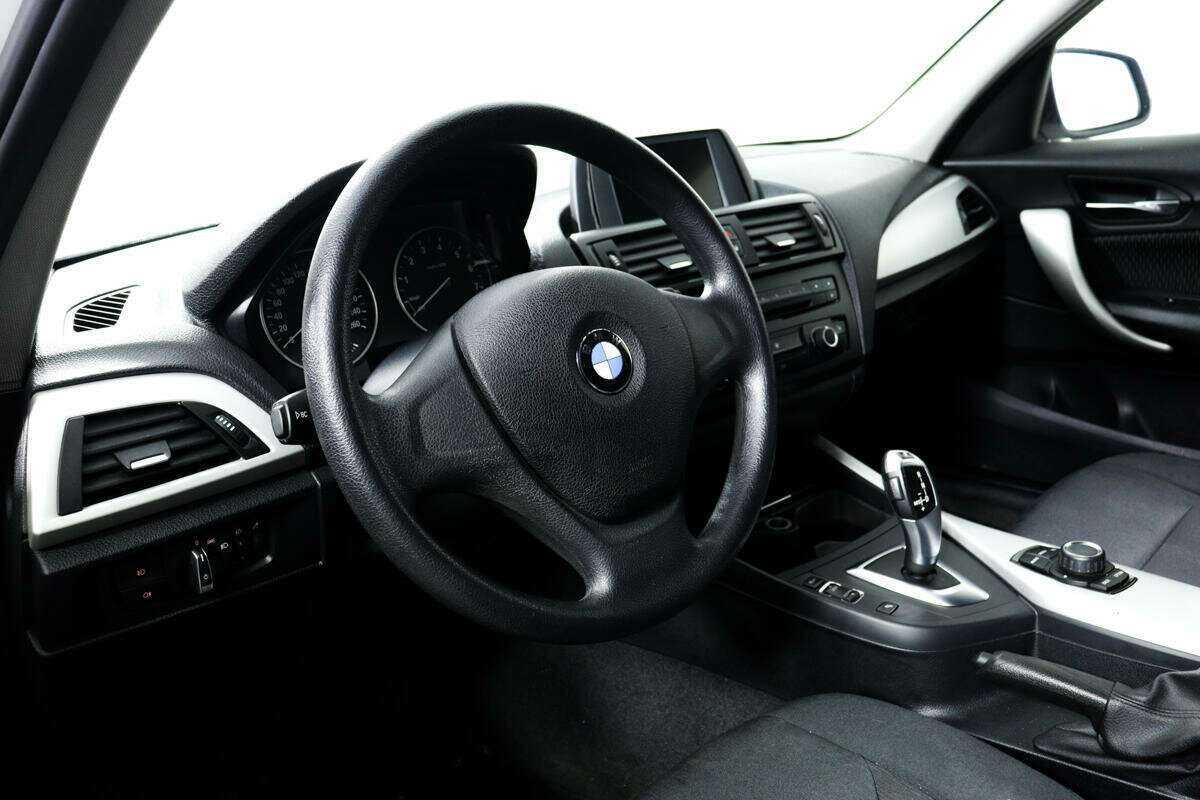 BMW 1 серии б/у, 2012, Автоматическая. Фото: #12