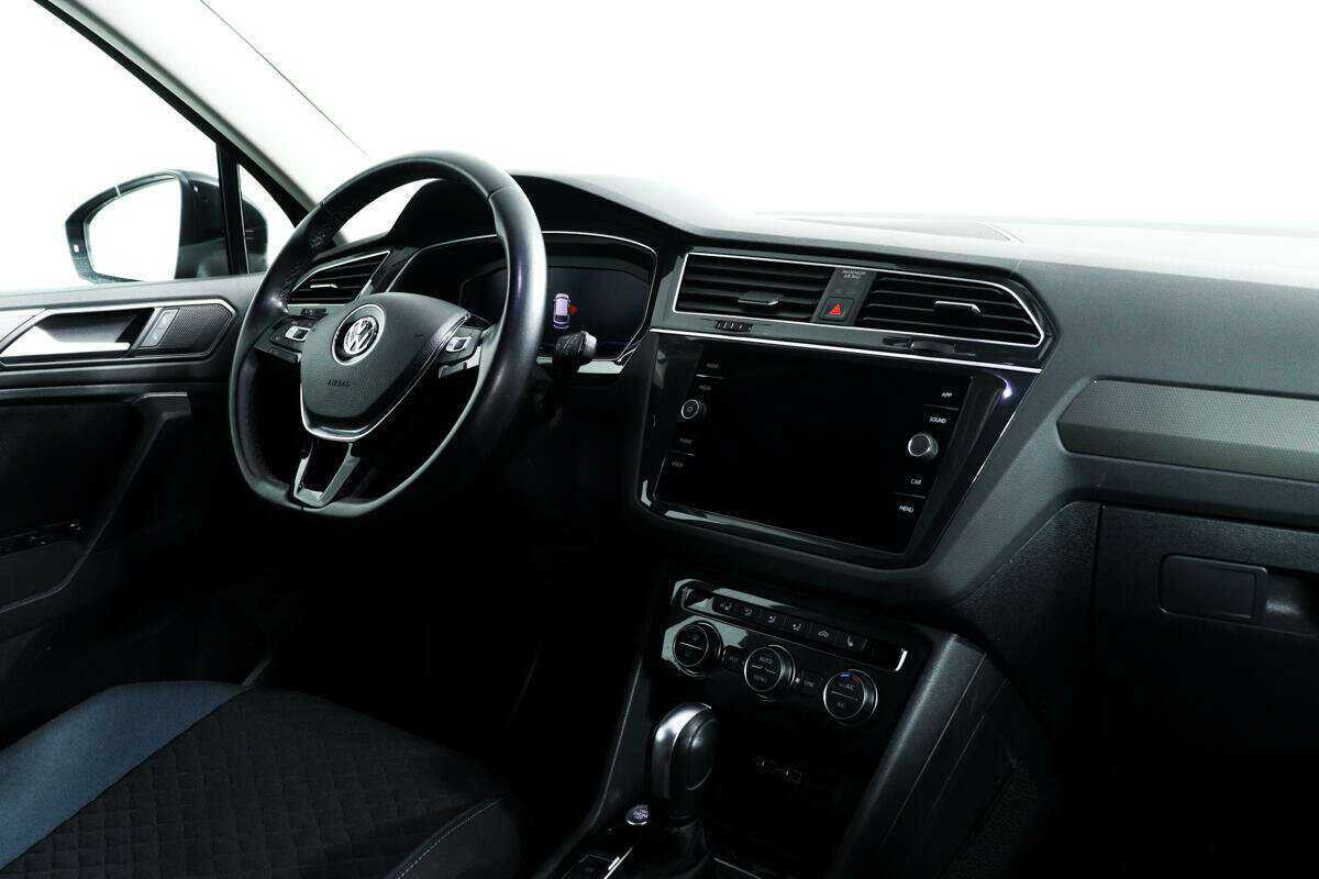 Volkswagen Tiguan б/у, 2020, Роботизированная. Фото: #8