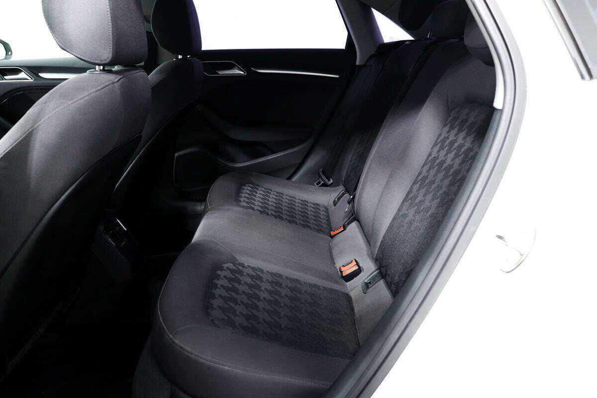 Audi A3 б/у, 2015, Роботизированная. Фото: #11