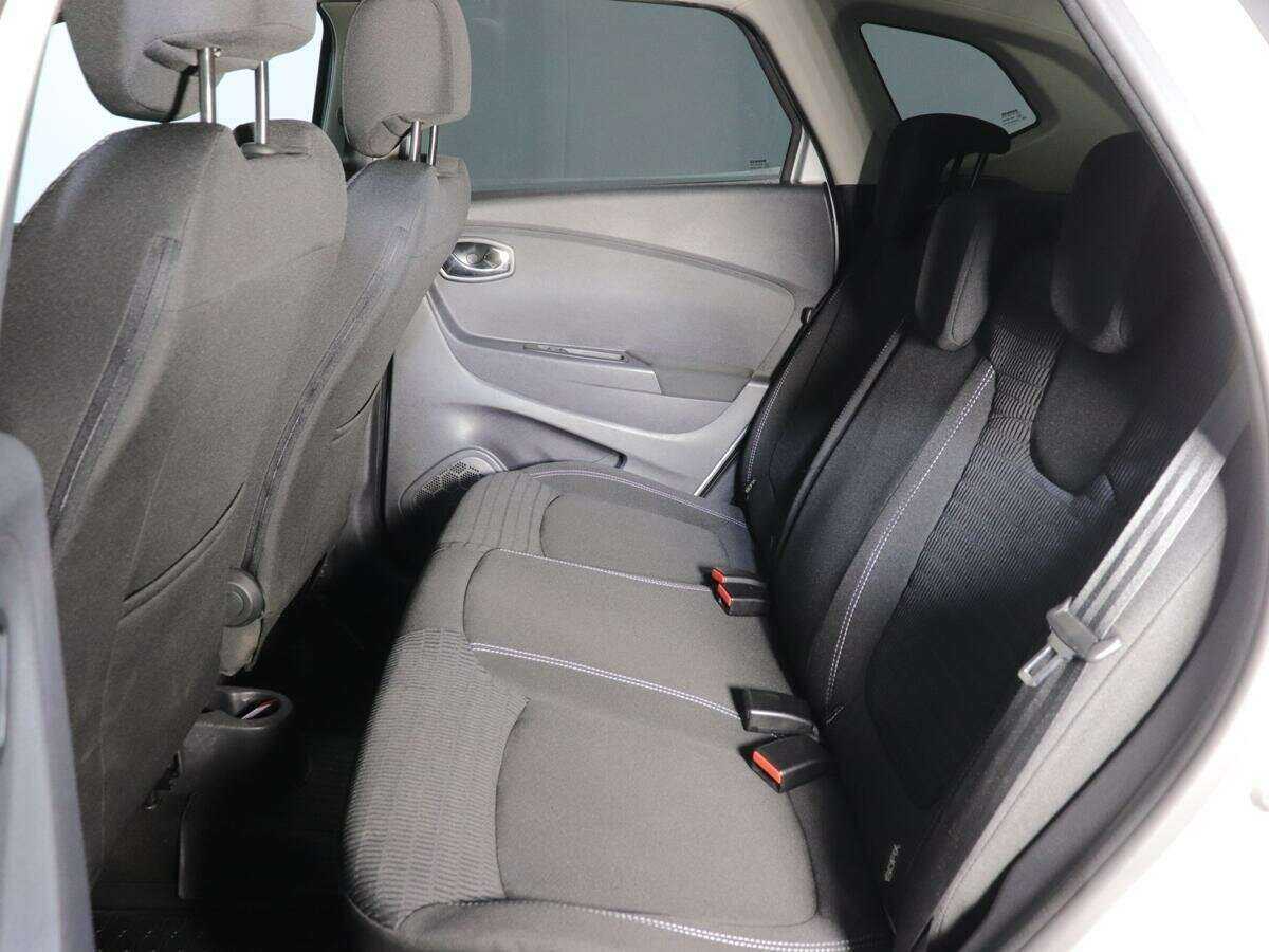 Renault Kaptur б/у, 2016, Автоматическая. Фото: #12