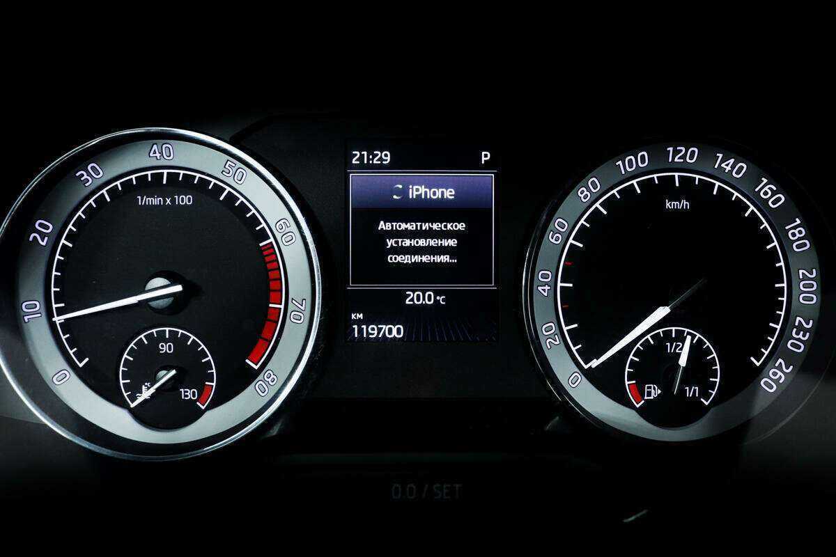 Skoda Superb б/у, 2017, Роботизированная. Фото: #9