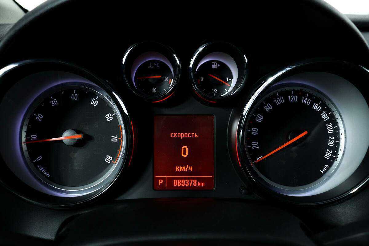 Опель Астра б/у, 2014, Автоматическая. Фото: #9