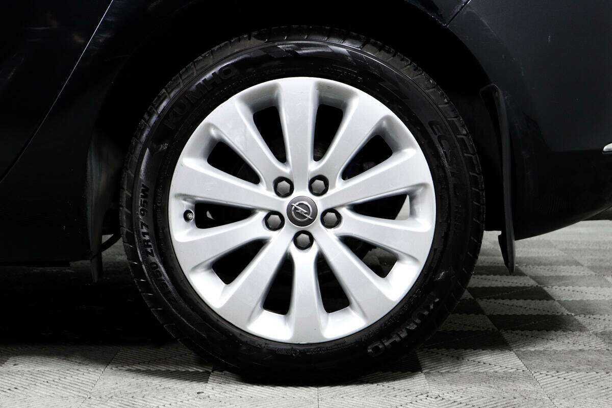 Опель Астра б/у, 2014, Автоматическая. Фото: #13