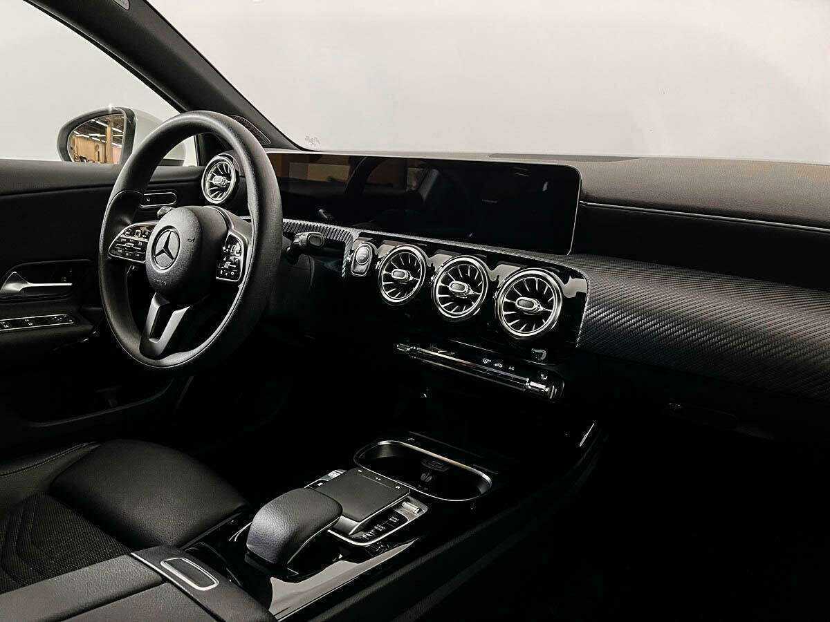 Mercedes-Benz A-Класс б/у, 2018, Роботизированная. Фото: #8