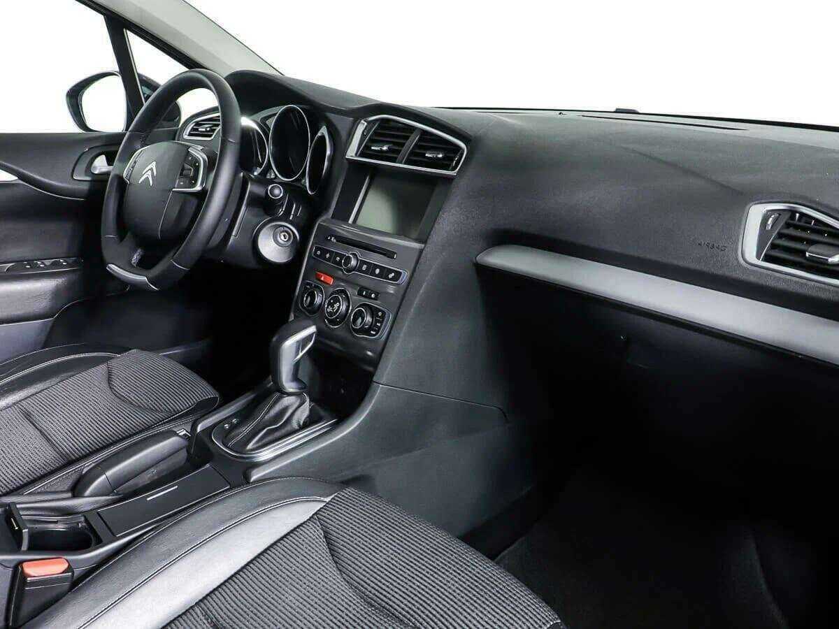 Citroen C4 б/у, 2016, Автоматическая. Фото: #6