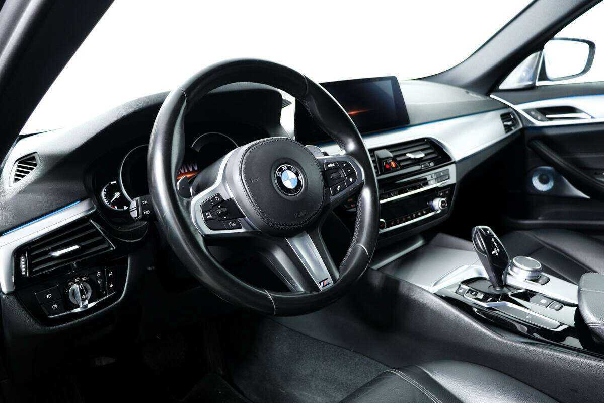 BMW 5 серии б/у, 2019, Автоматическая. Фото: #12