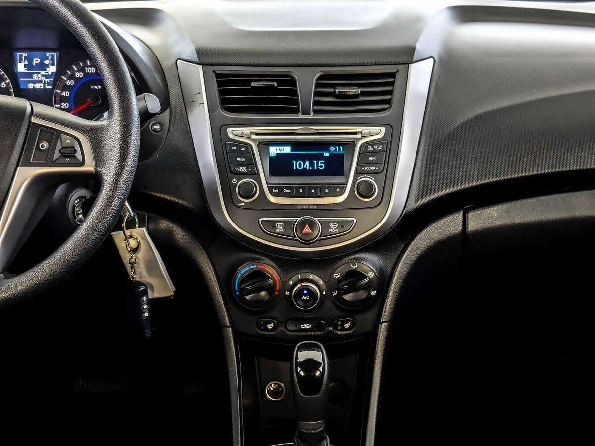 Хендай Солярис б/у, 2015, Автоматическая. Фото: #12