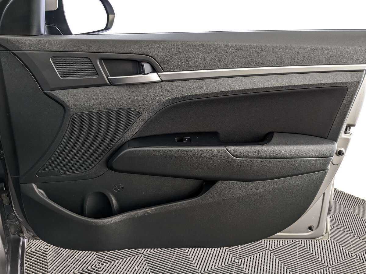 Хендай Елантра б/у, 2019, Автоматическая. Фото: #19