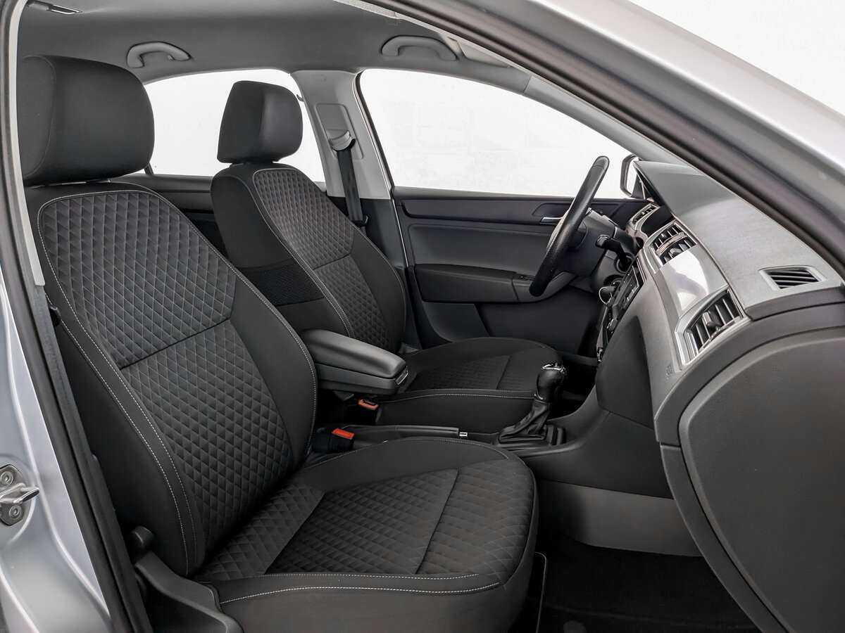 Skoda Rapid б/у, 2016, Автоматическая. Фото: #17