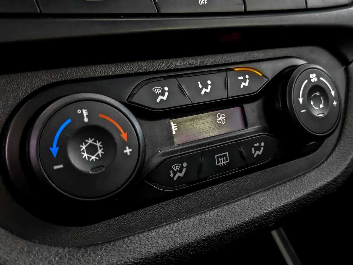 Лада (ВАЗ) Веста б/у, 2018, Роботизированная. Фото: #20