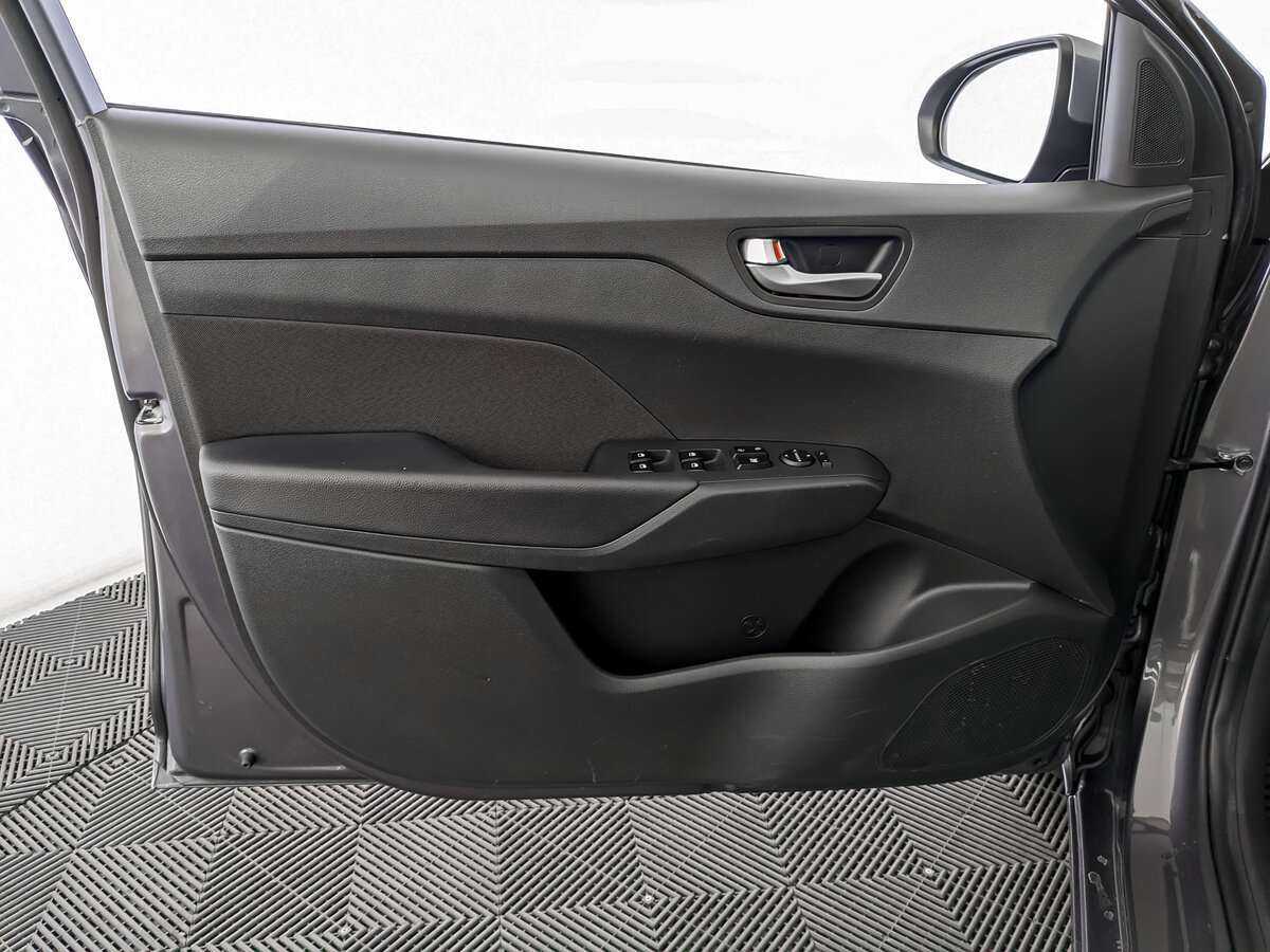 Hyundai Solaris б/у, 2022, Автоматическая. Фото: #13