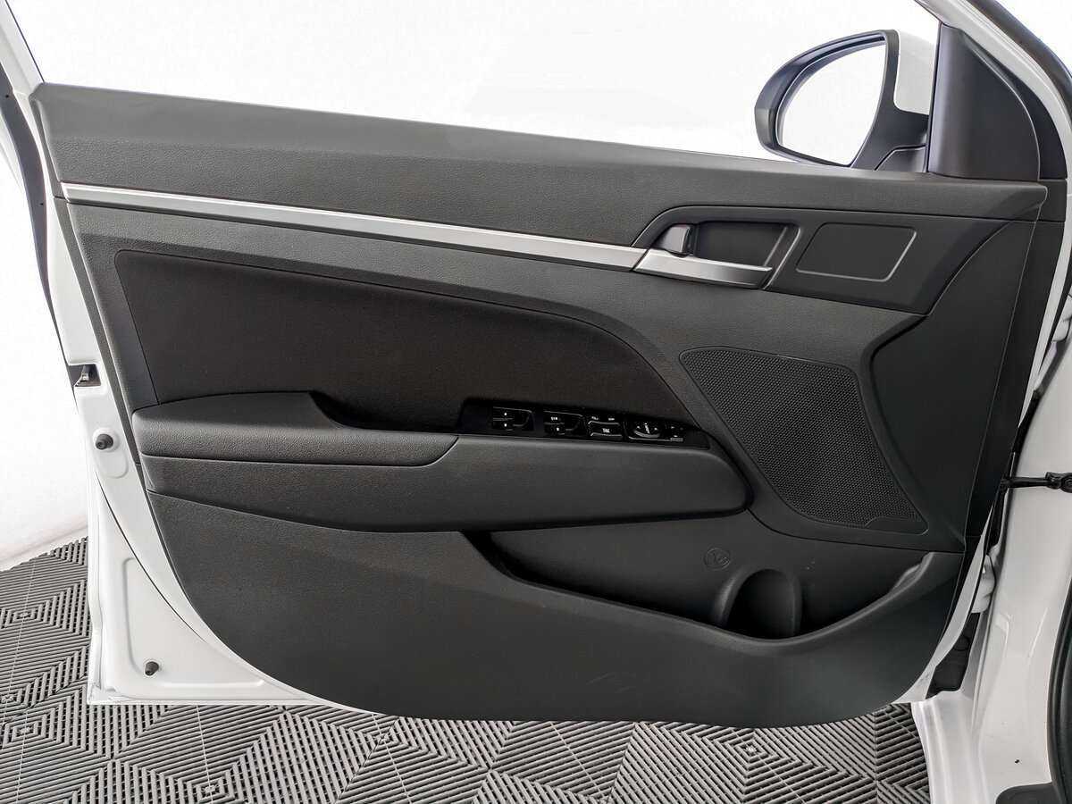 Хендай Елантра б/у, 2020, Автоматическая. Фото: #14