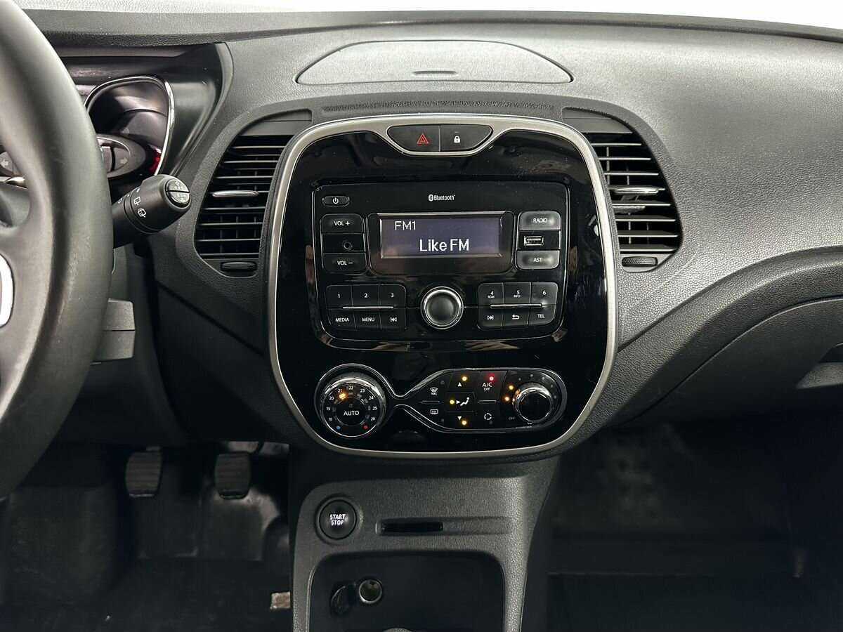 Renault Kaptur б/у, 2017, Механическая. Фото: #11