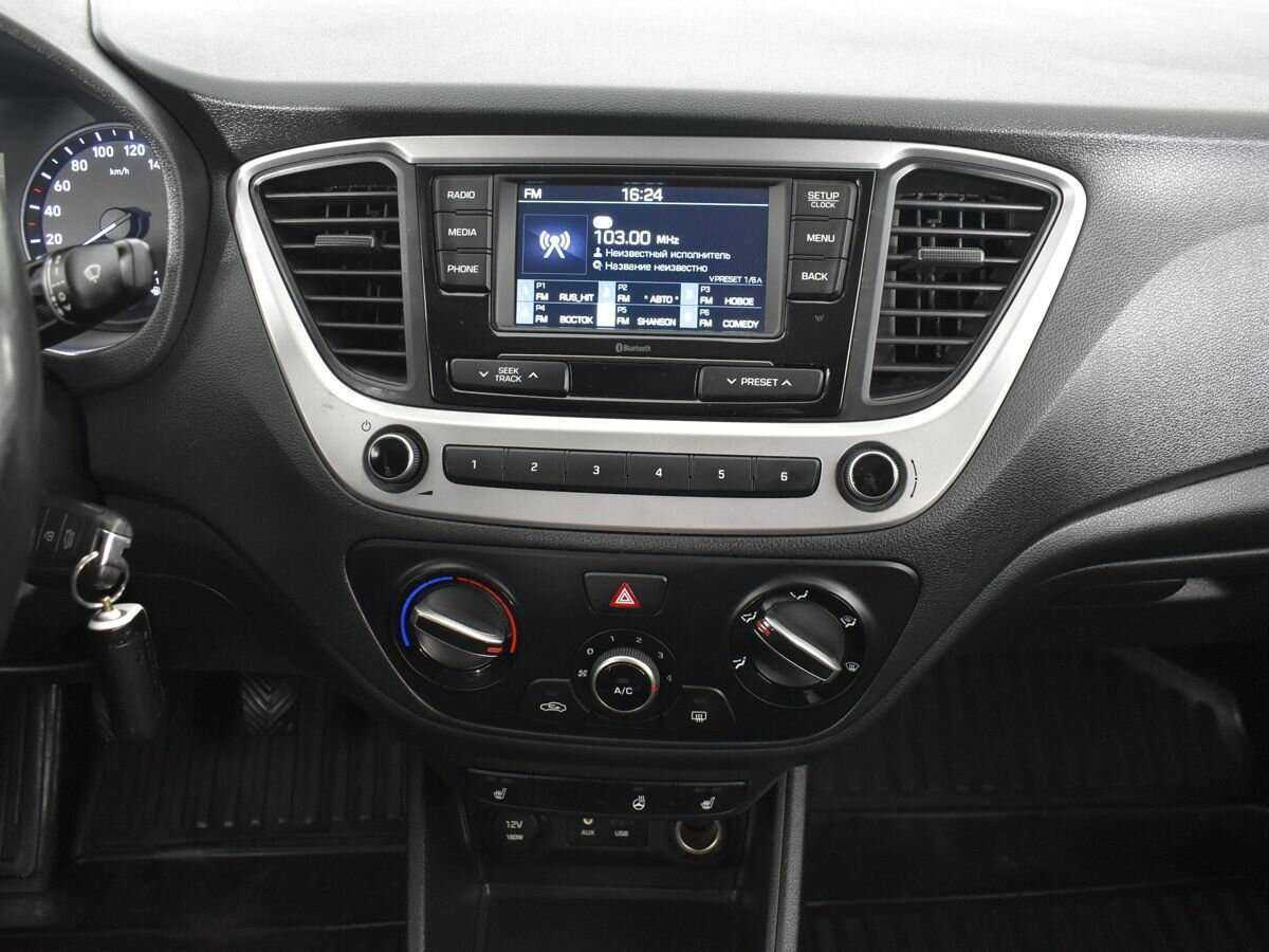 Hyundai Solaris б/у, 2018, Механическая. Фото: #13