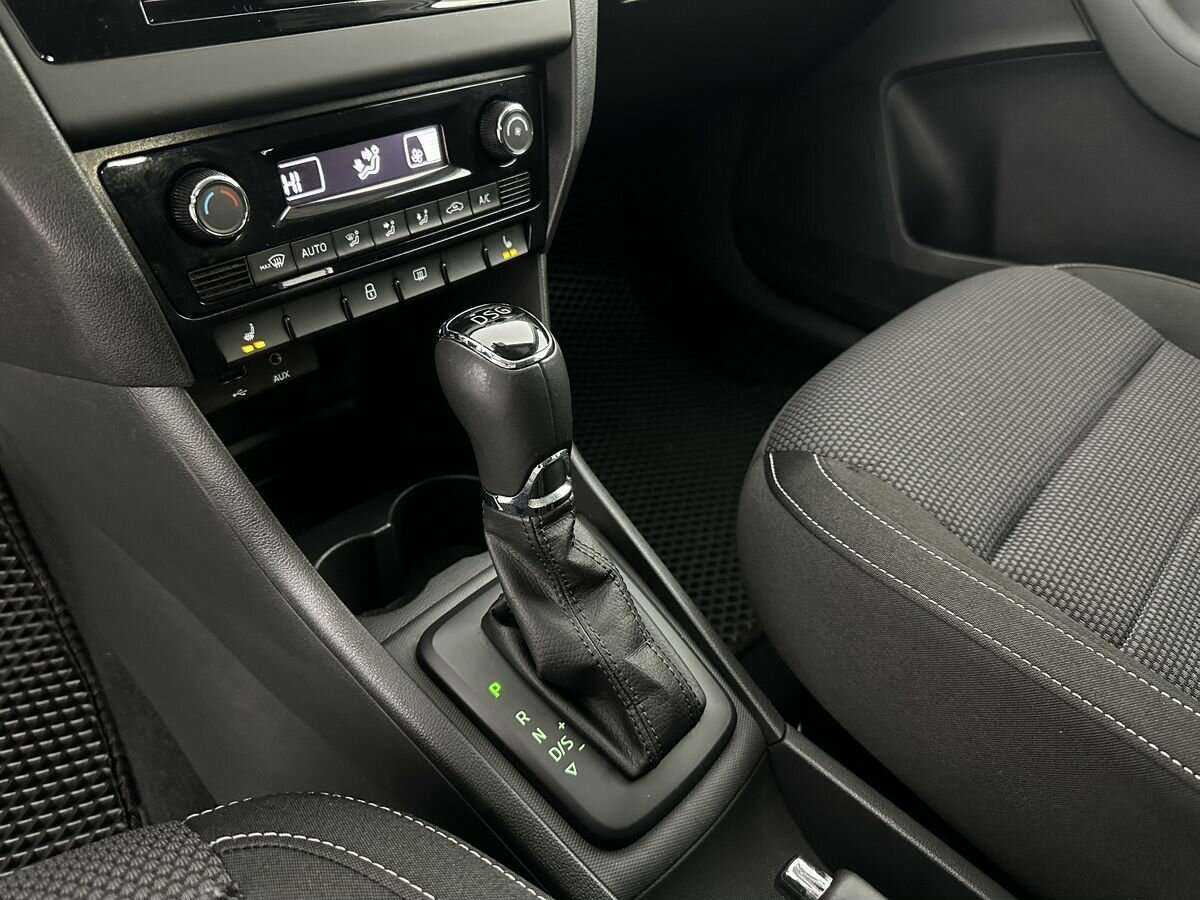 Skoda Rapid б/у, 2016, Роботизированная. Фото: #14