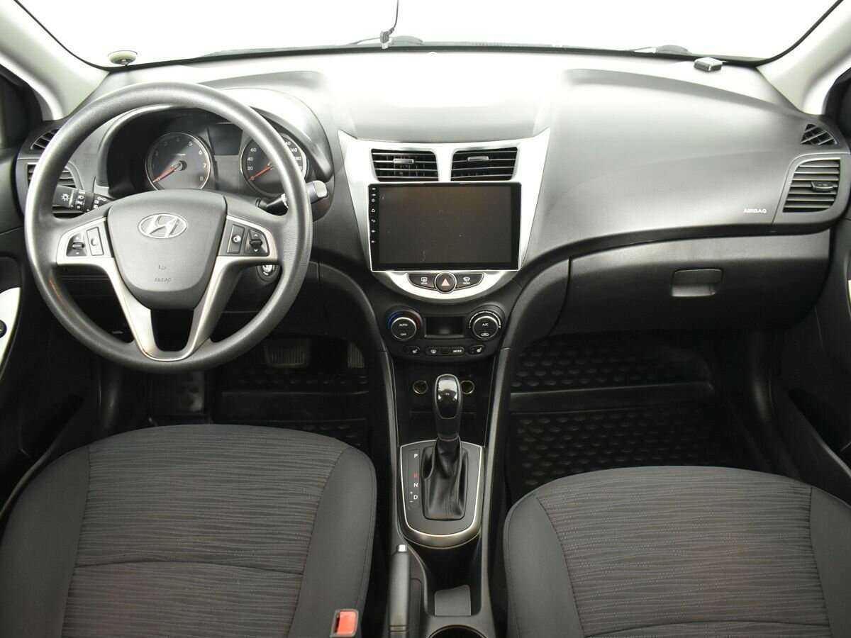 Hyundai Solaris б/у, 2016, Автоматическая. Фото: #8