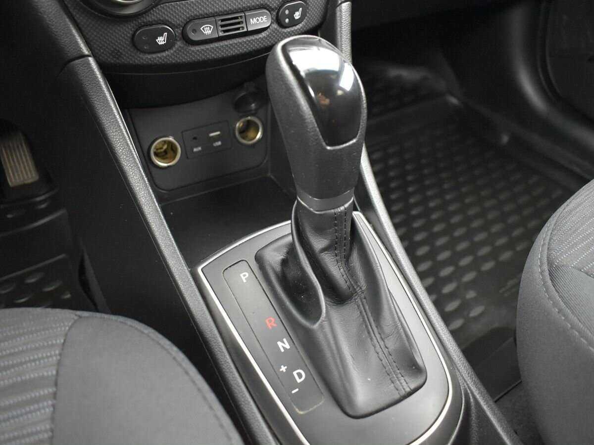 Hyundai Solaris б/у, 2016, Автоматическая. Фото: #12