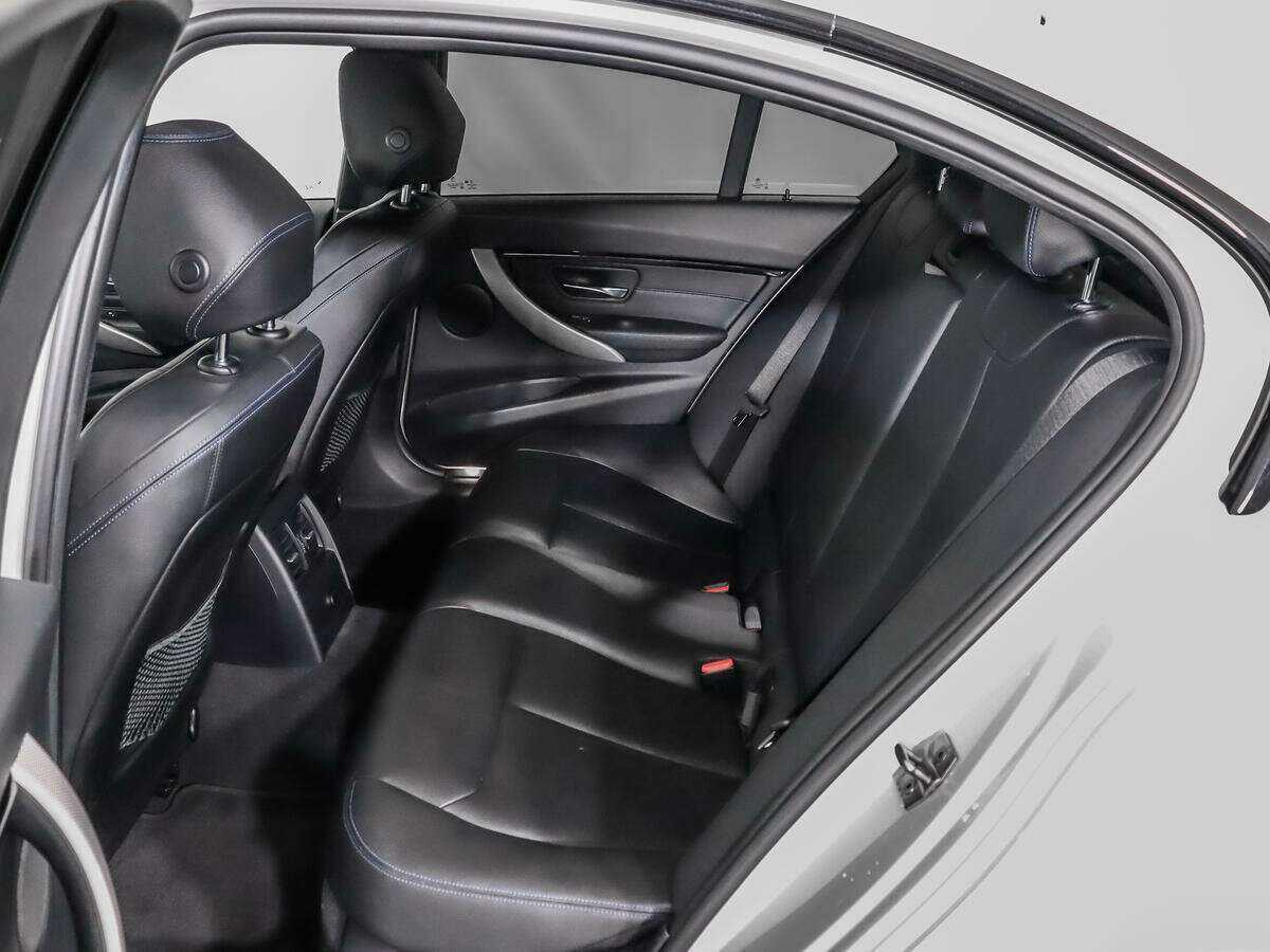 BMW 3 серии б/у, 2018, Автоматическая. Фото: #10