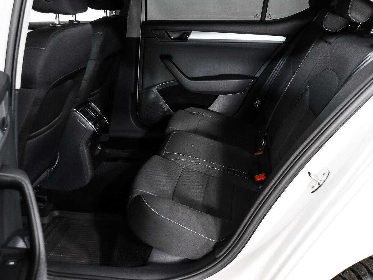 Skoda Superb б/у, 2016, Роботизированная. Фото: #9