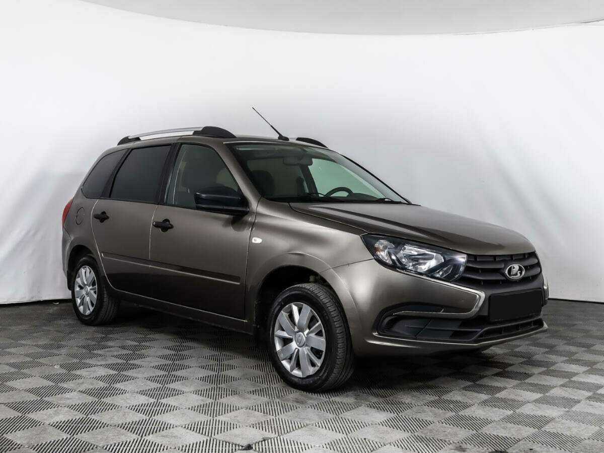 Lada (ВАЗ) Granta б/у, 2021, Механическая. Фото: #2