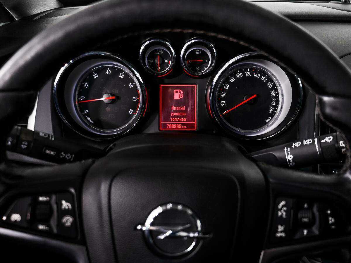 Опель Астра б/у, 2013, Автоматическая. Фото: #14