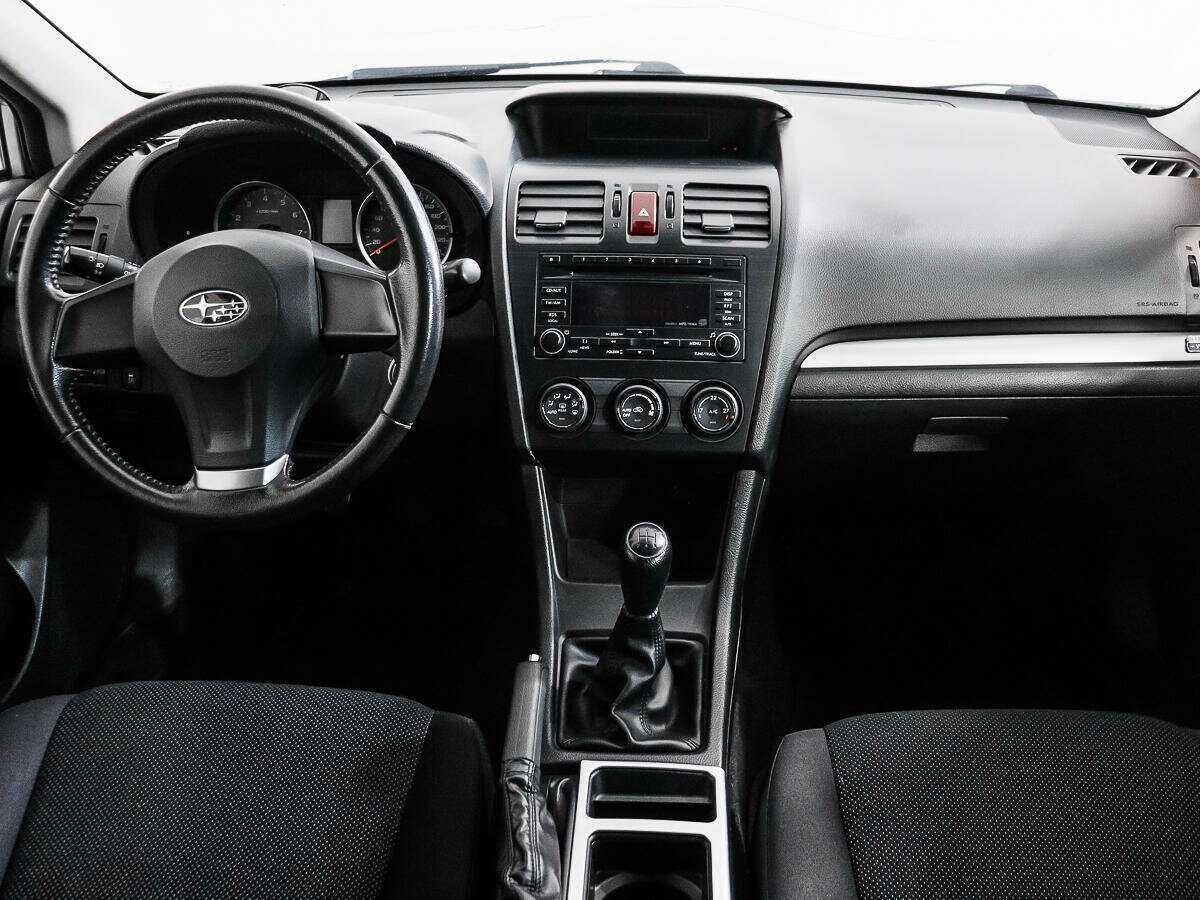 Subaru Impreza б/у, 2012, Механическая. Фото: #11