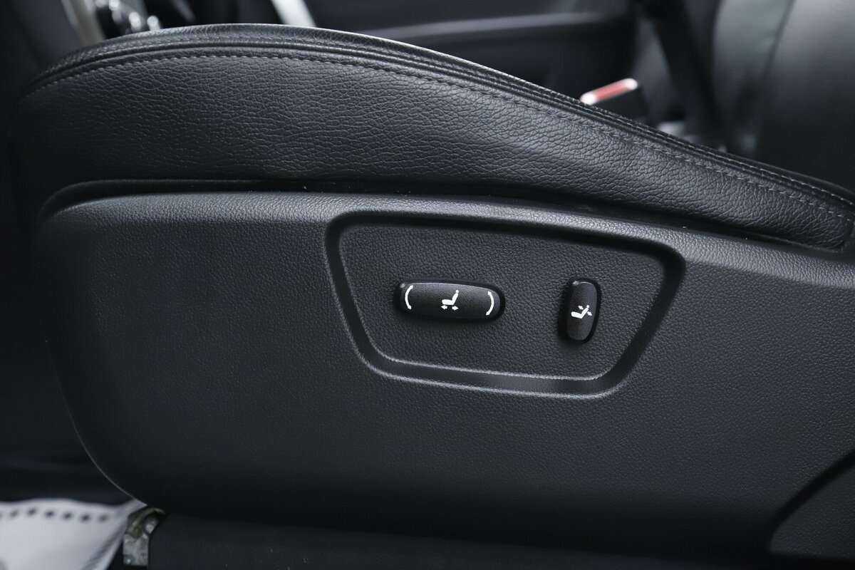 Chevrolet Captiva б/у, 2015, Автоматическая. Фото: #8