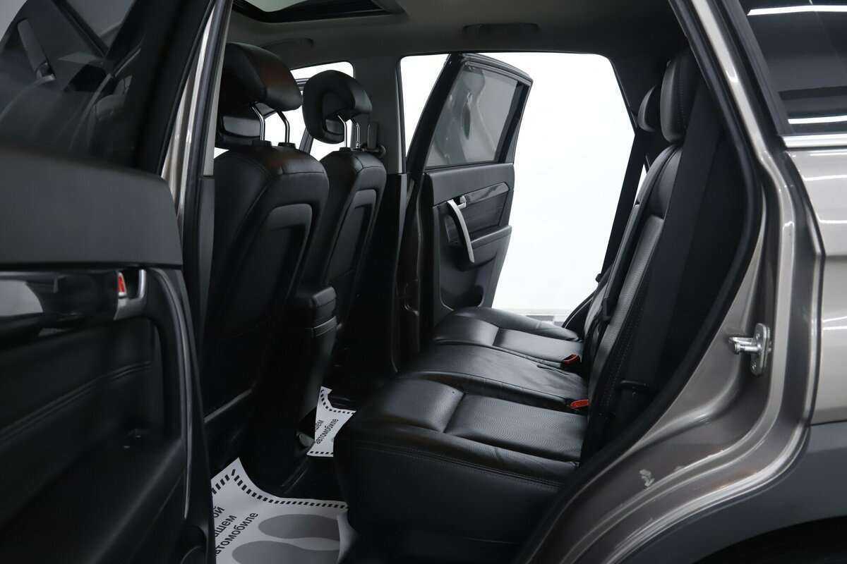 Chevrolet Captiva б/у, 2015, Автоматическая. Фото: #19
