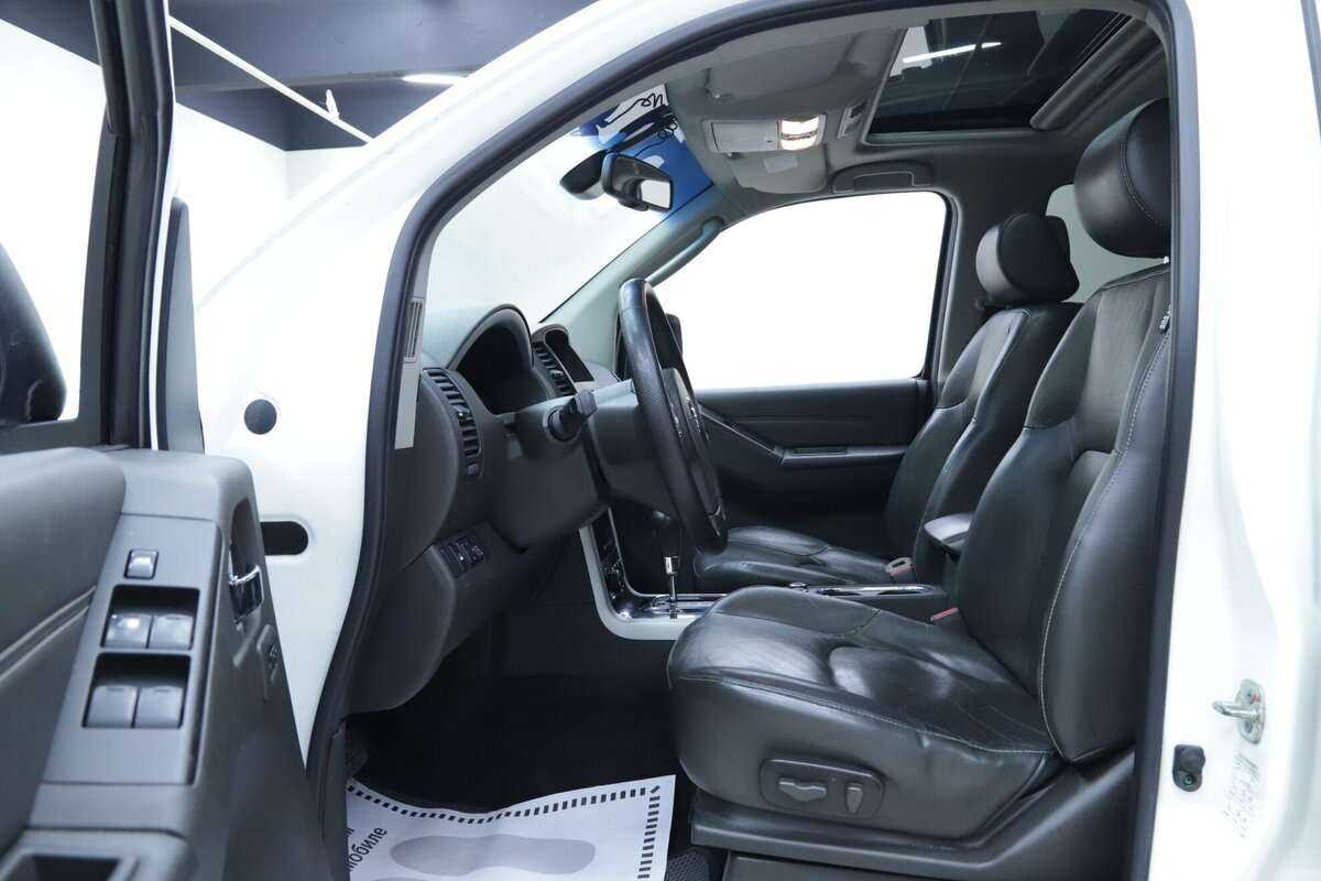 Nissan Pathfinder б/у, 2012, Автоматическая. Фото: #6