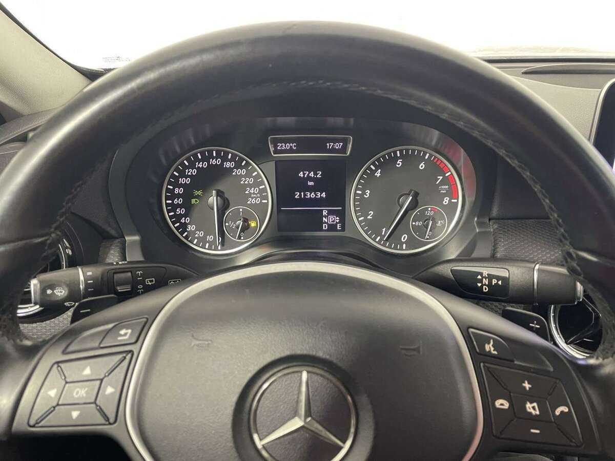 Mercedes-Benz A-Класс б/у, 2014, Роботизированная. Фото: #10
