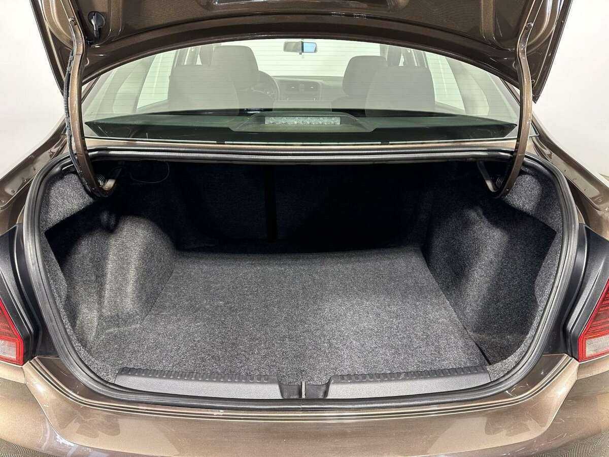 Volkswagen Polo б/у, 2016, Механическая. Фото: #17