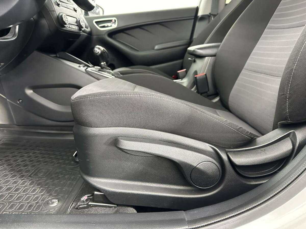 Kia Cerato б/у, 2017, Автоматическая. Фото: #9