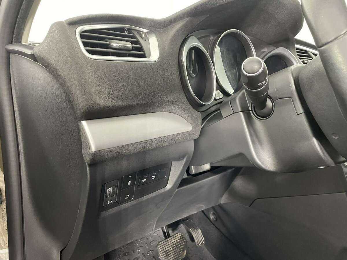 Citroen C4 б/у, 2018, Автоматическая. Фото: #8