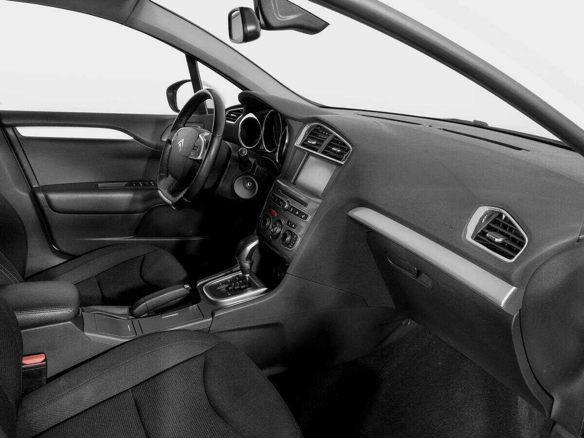 Citroen C4 б/у, 2016, Автоматическая. Фото: #8