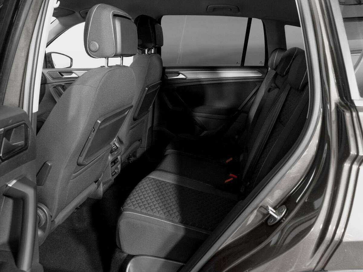 Фольксваген Тигуан б/у, 2018, Роботизированная. Фото: #9