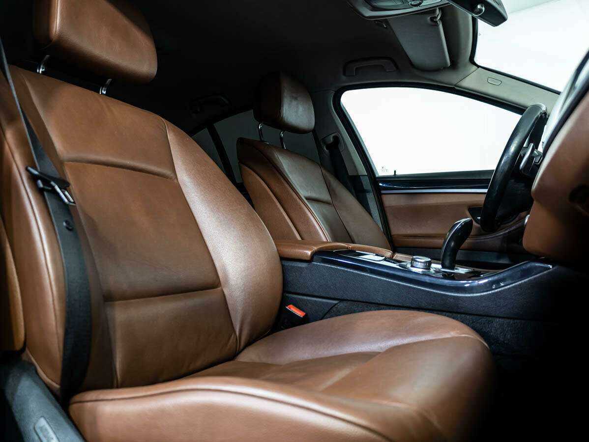 BMW 5 серии б/у, 2012, Автоматическая. Фото: #10