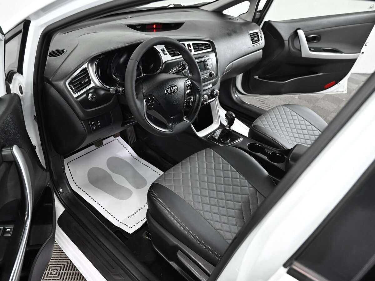 Киа Сид б/у, 2013, Механическая. Фото: #7