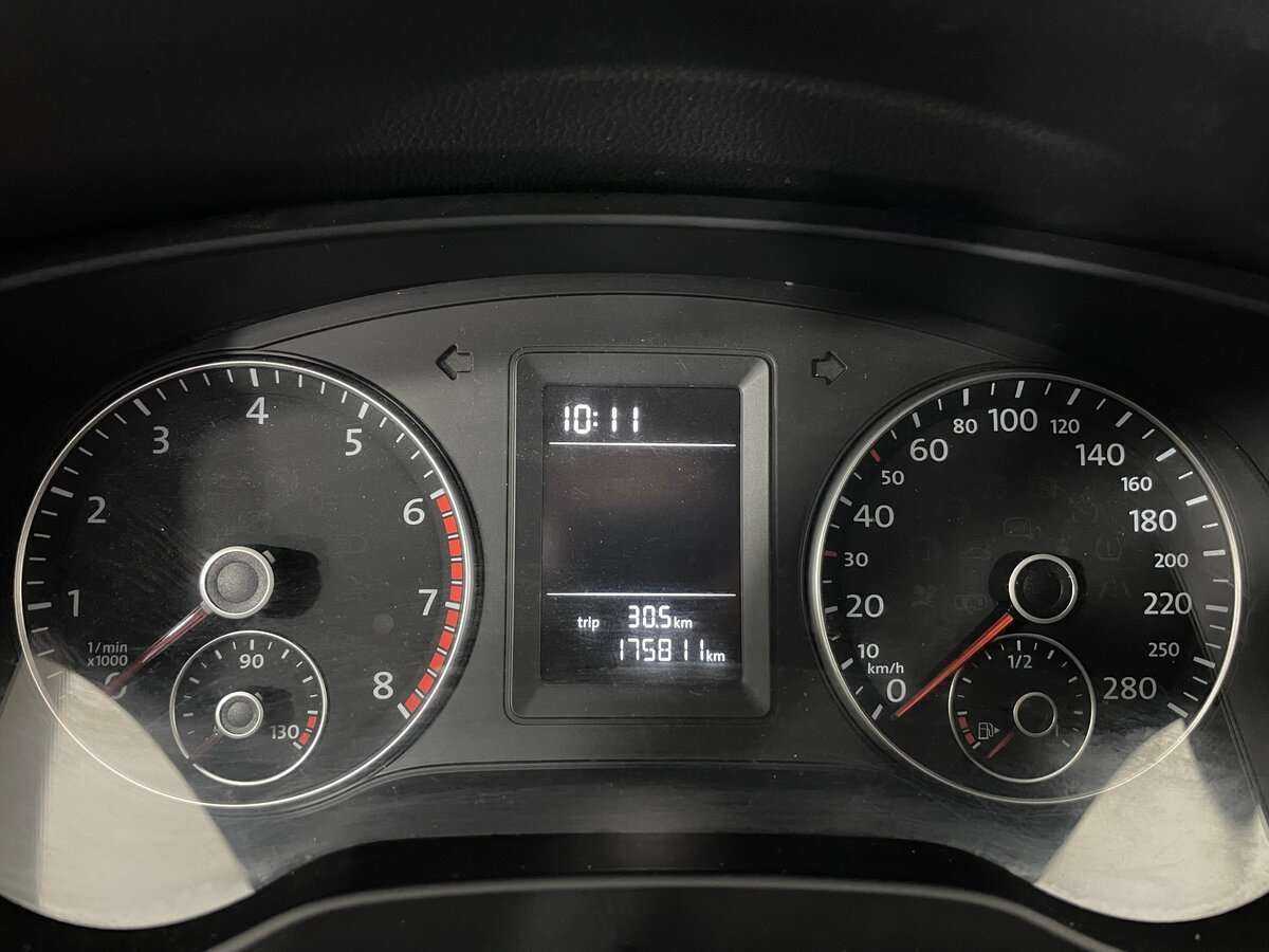 Volkswagen Jetta б/у, 2014, Механическая. Фото: #11