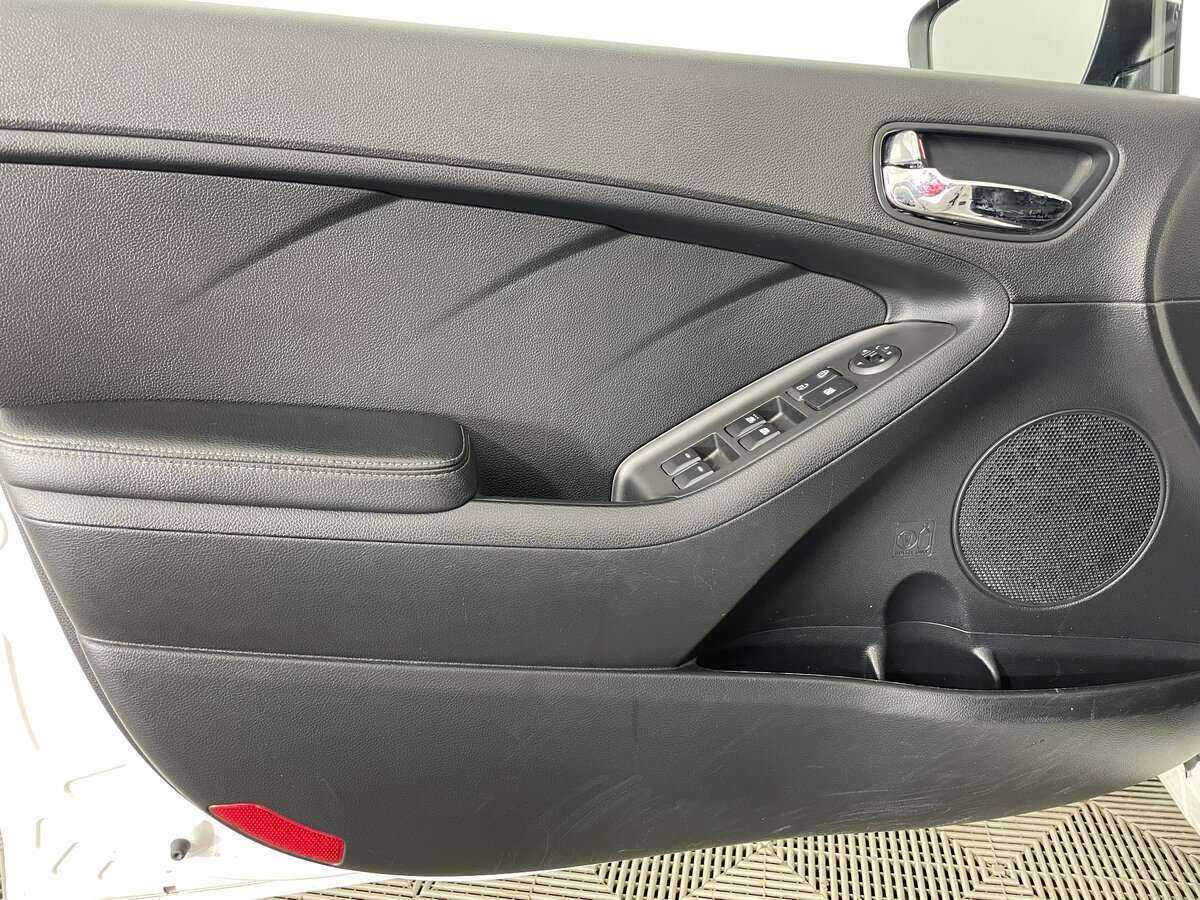 Kia Cerato б/у, 2014, Автоматическая. Фото: #14