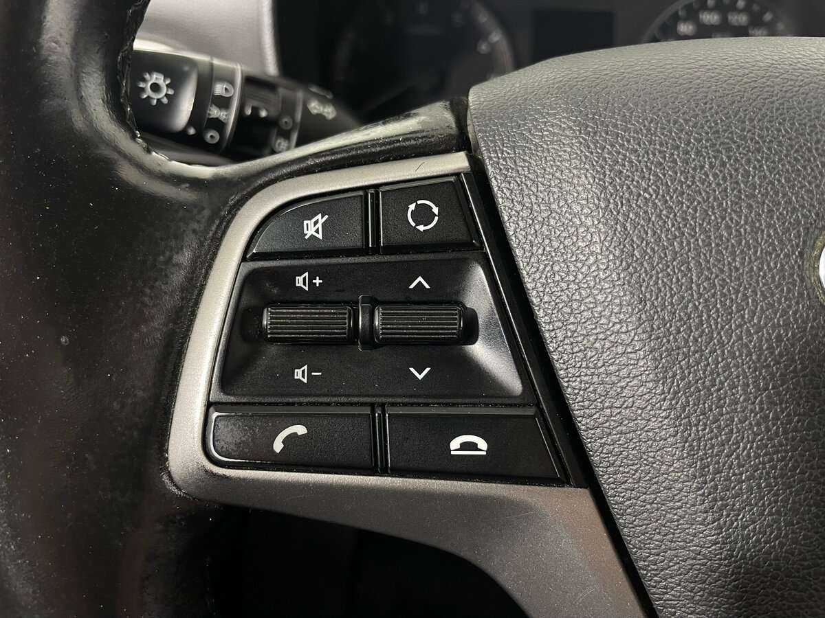 Hyundai Solaris б/у, 2017, Механическая. Фото: #15