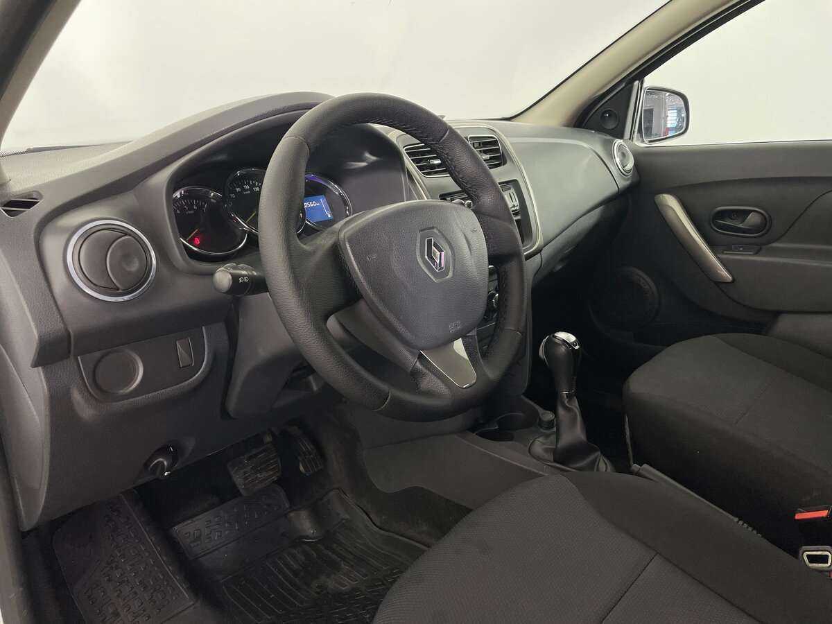 Renault Logan б/у, 2015, Автоматическая. Фото: #6