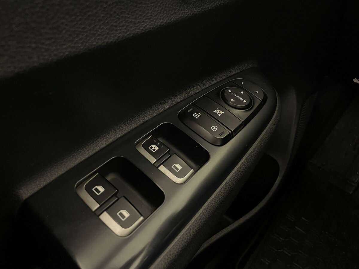 Kia Rio б/у, 2019, Автоматическая. Фото: #16