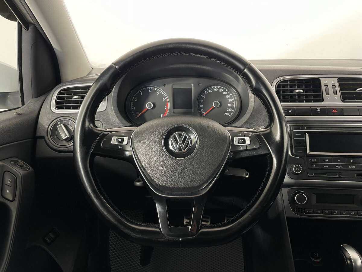 Volkswagen Polo б/у, 2016, Автоматическая. Фото: #9
