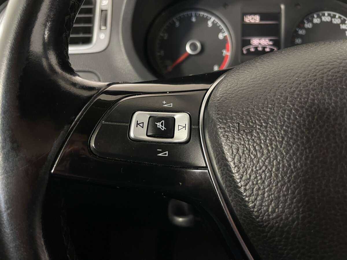 Volkswagen Polo б/у, 2016, Автоматическая. Фото: #11