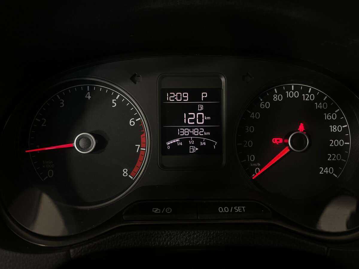 Volkswagen Polo б/у, 2016, Автоматическая. Фото: #13