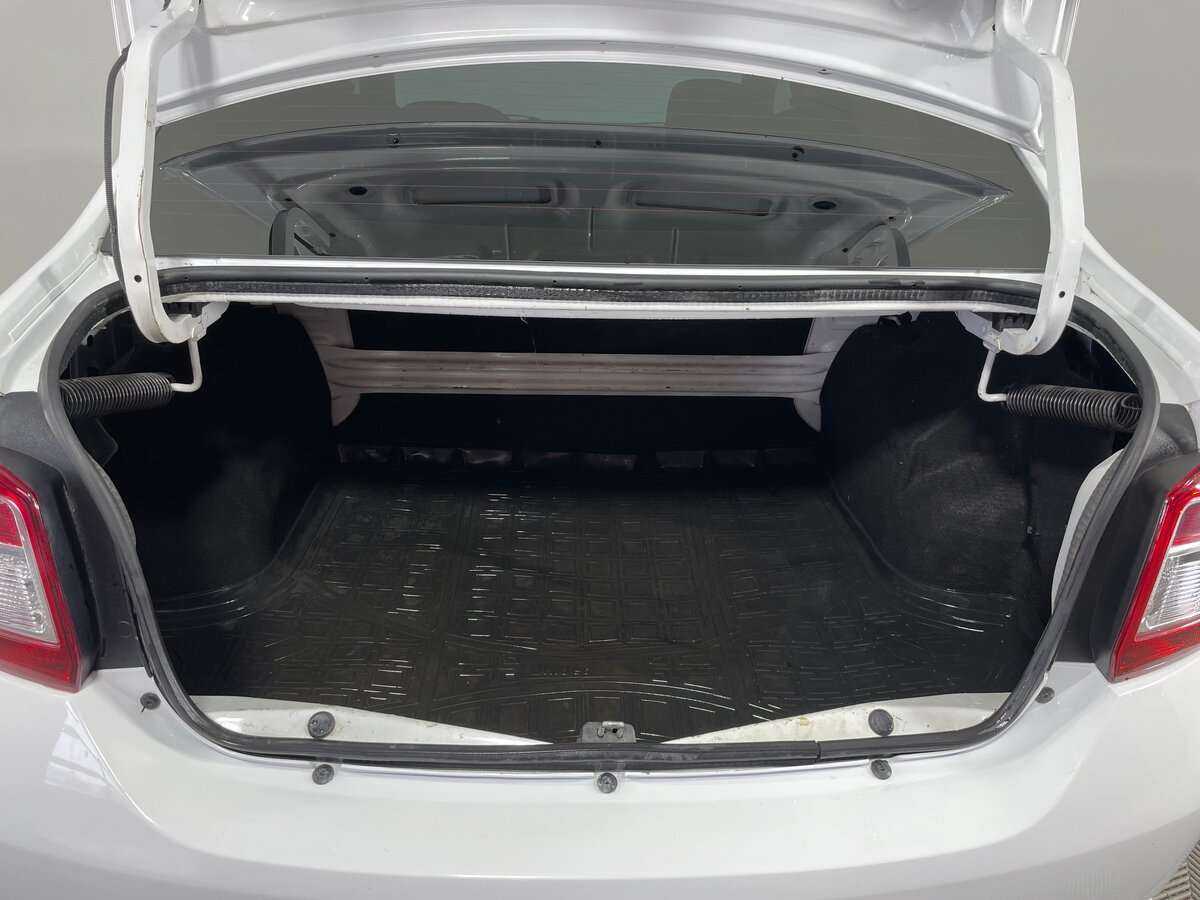 Renault Logan б/у, 2014, Механическая. Фото: #9