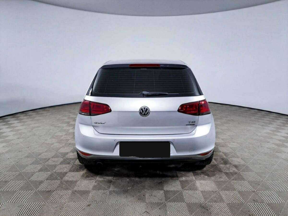 Volkswagen Golf б/у, 2013, Механическая. Фото: #5